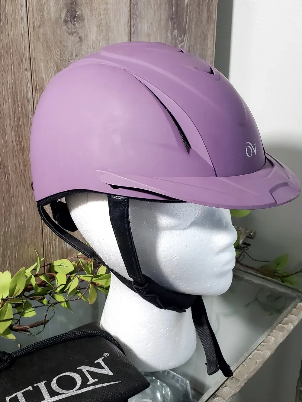 Ovation Purple Lavender Childrens Riding Deluxe Schooler Helmet Size XS/S 48-52" - Picture 1 of 14